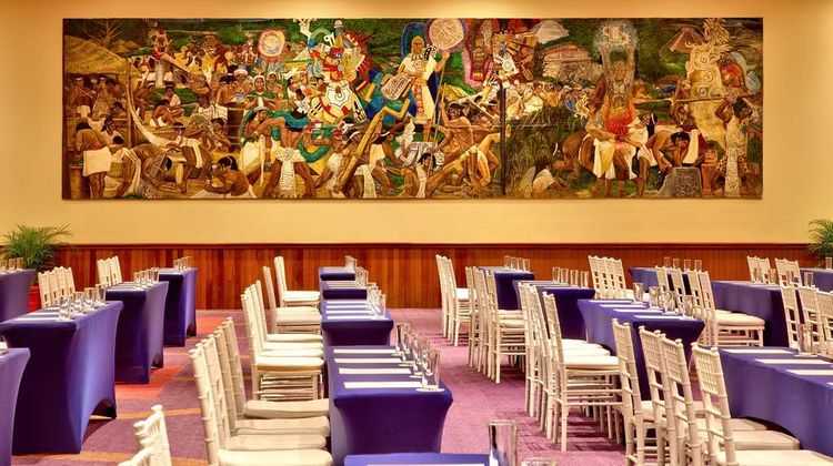 Galeria Plaza Veracruz Meeting