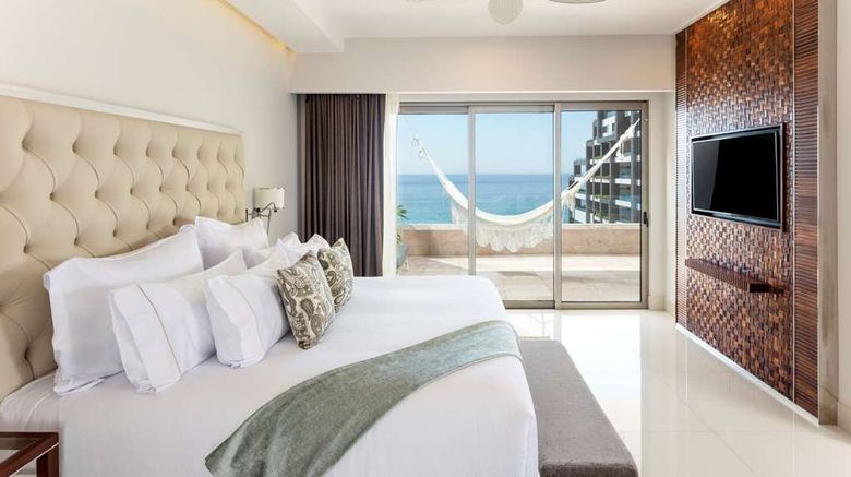 <b>Garza Blanca Resort & Spa Los Cabos Suite</b>. Images powered by <a href="https://iceportal.shijigroup.com/" title="IcePortal" target="_blank">IcePortal</a>.