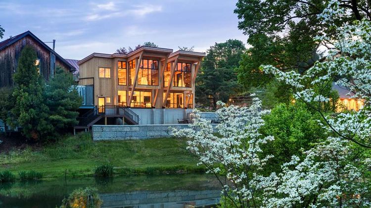 Glasbern Exterior