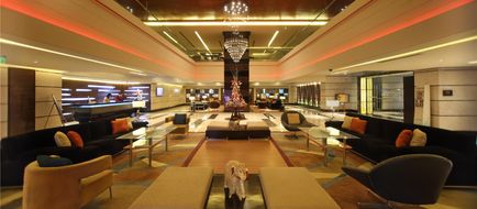 Gokulam Grand Hotel & Spa, Bangalore Lobby