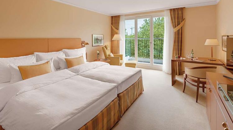 Grand Elysee Hotel Hamburg Room