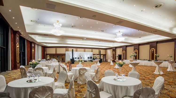 Grand Hotel Excelsior Ballroom