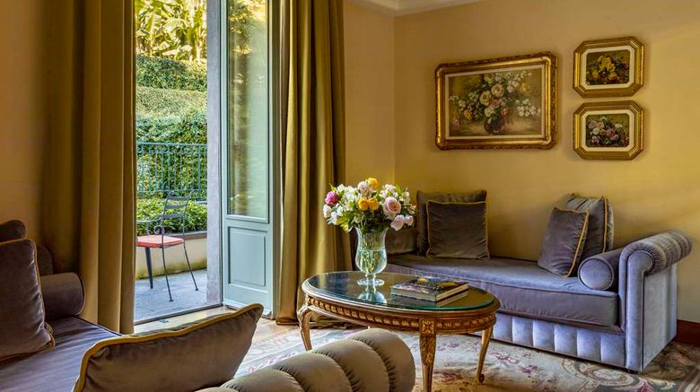 <b>Grand Hotel Tremezzo Suite</b>. Images powered by <a href="https://iceportal.shijigroup.com/" title="IcePortal" target="_blank">IcePortal</a>.