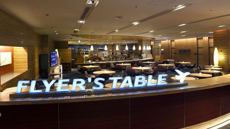 <b>Haneda Excel Hotel Tokyu Room</b>. Images powered by <a href="https://iceportal.shijigroup.com/" title="IcePortal" target="_blank">IcePortal</a>.