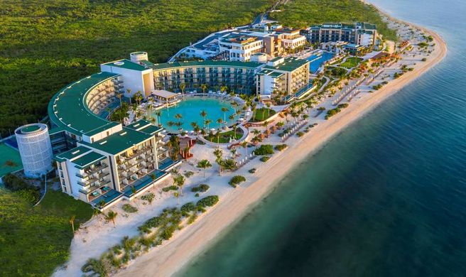Haven Riviera Cancun Resort & Spa Exterior