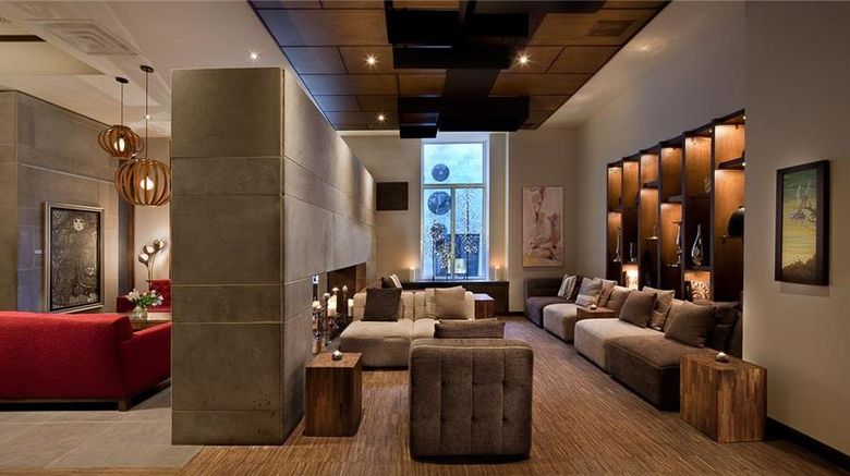<b>HOTEL 71 Lobby</b>. Images powered by <a href="https://iceportal.shijigroup.com/" title="IcePortal" target="_blank">IcePortal</a>.
