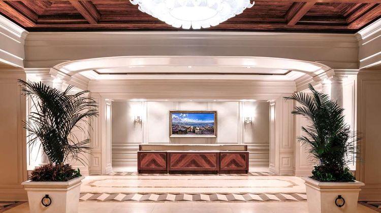 Hotel Bennett Lobby