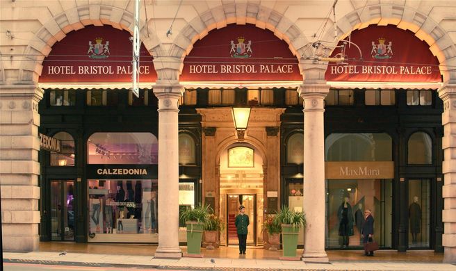 Hotel Bristol Palace Exterior