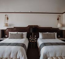 Hotel Californian Room