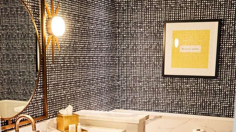 <b>Hotel Californian Room</b>. Images powered by <a href="https://iceportal.shijigroup.com/" title="IcePortal" target="_blank">IcePortal</a>.