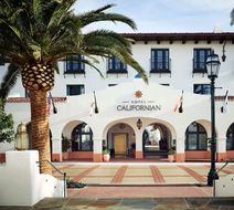 Hotel Californian Exterior