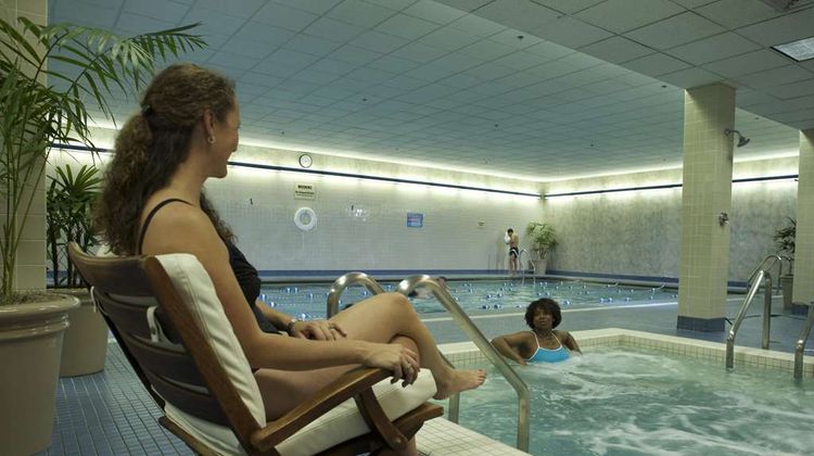 Hotel Captain Cook Pool
