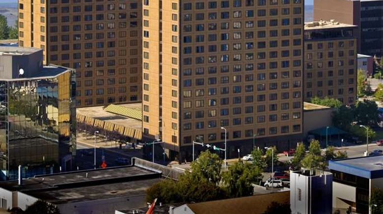 Hotel Captain Cook Exterior. Images powered by <a href="https://iceportal.shijigroup.com" target="_blank" rel="noopener">Ice Portal</a>.