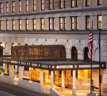 HOTEL DU PONT Exterior