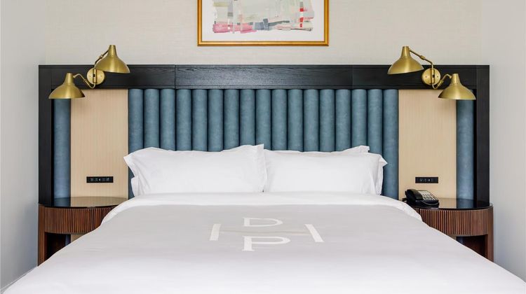 HOTEL DU PONT Suite