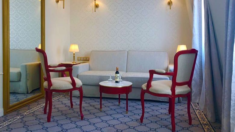 <b>Hotel Mayfair Paris Suite</b>. Images powered by <a href="https://iceportal.shijigroup.com/" title="IcePortal" target="_blank">IcePortal</a>.
