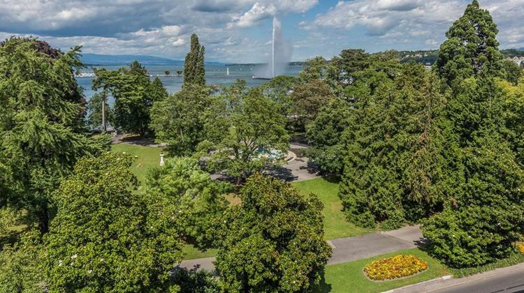 Hotel Metropole Geneva Exterior