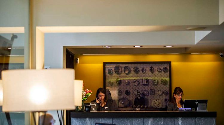 Hotel Miro Lobby