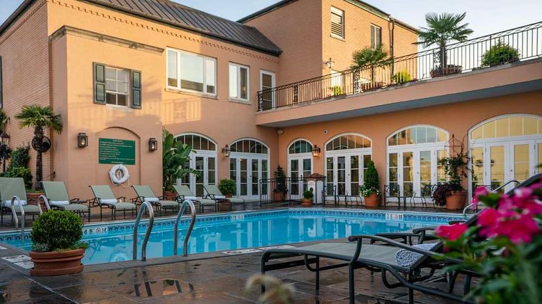 <b>Hotel Monteleone Pool</b>. Images powered by <a href="https://iceportal.shijigroup.com/" title="IcePortal" target="_blank">IcePortal</a>.