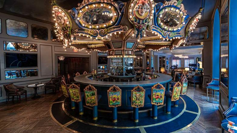 <b>Hotel Monteleone Restaurant</b>. Images powered by <a href="https://iceportal.shijigroup.com/" title="IcePortal" target="_blank">IcePortal</a>.