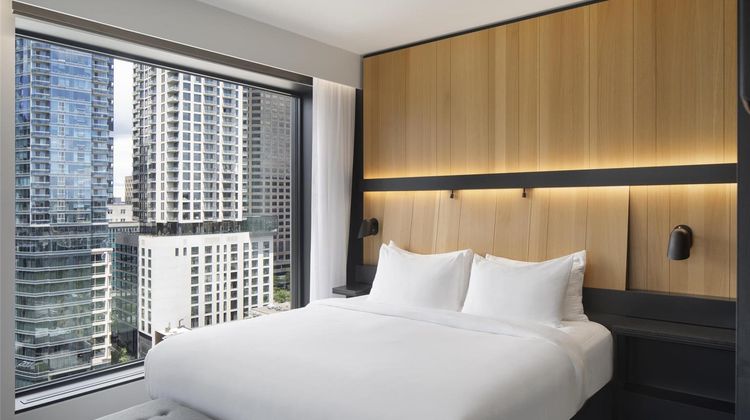 Hotel Monville Suite