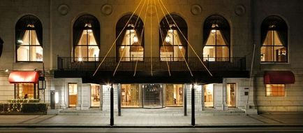 Hotel New Grand Exterior