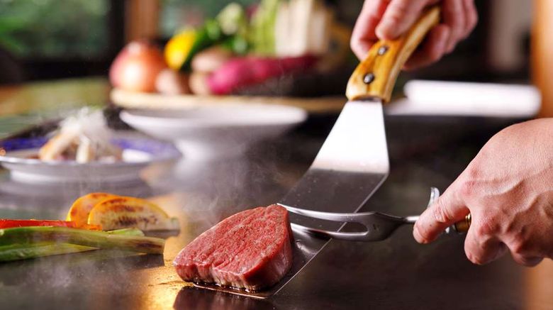 <b>New Otani Tokyo Executive House ZEN Restaurant</b>. Images powered by <a href="https://iceportal.shijigroup.com/" title="IcePortal" target="_blank">IcePortal</a>.