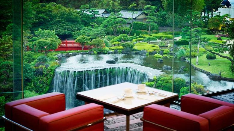 <b>Hotel New Otani Tokyo-Garden Tower Restaurant</b>. Images powered by <a href="https://iceportal.shijigroup.com/" title="IcePortal" target="_blank">IcePortal</a>.