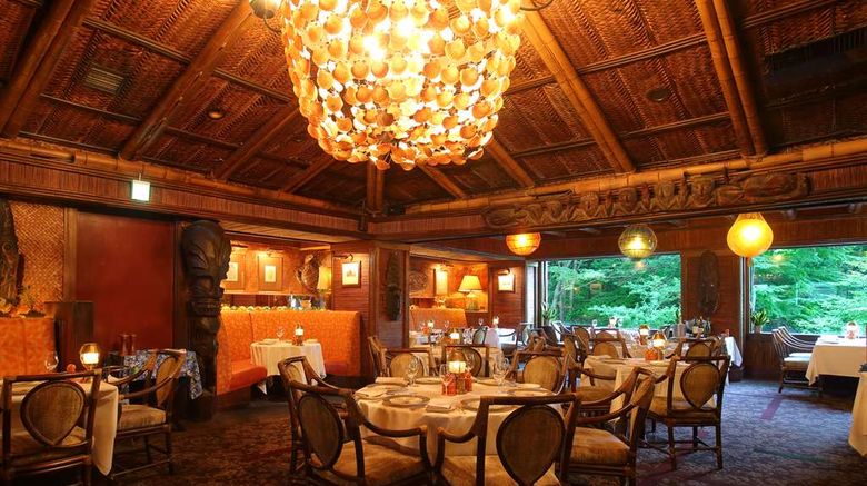 <b>Hotel New Otani Tokyo - the Main Restaurant</b>. Images powered by <a href="https://iceportal.shijigroup.com/" title="IcePortal" target="_blank">IcePortal</a>.