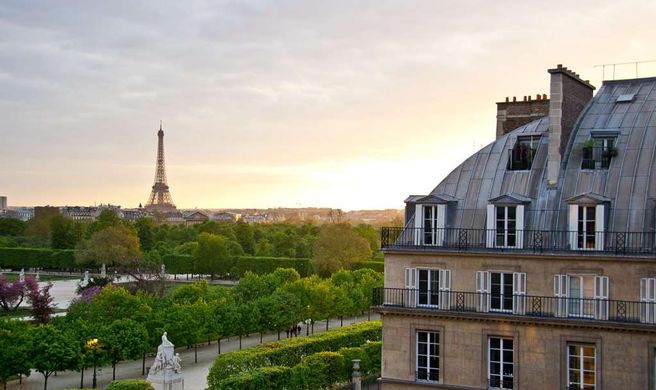 Hotel Regina, Paris Exterior
