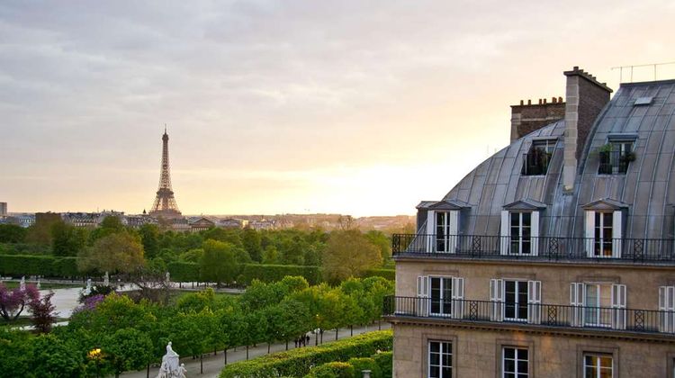 Hotel Regina, Paris Exterior
