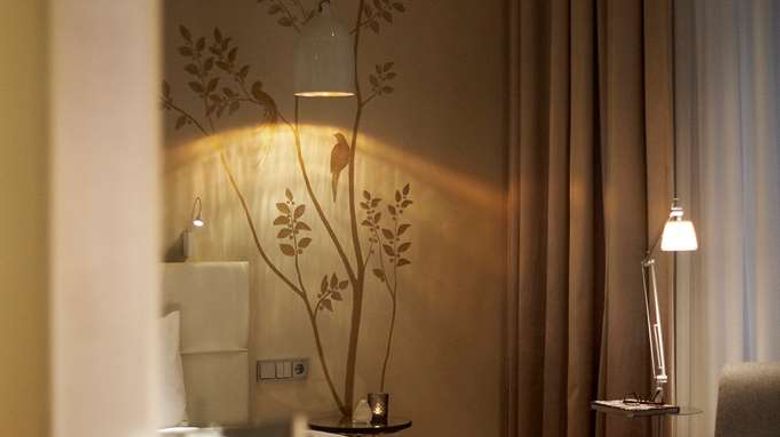 <b>Sans Souci Wien Room</b>. Images powered by <a href="https://iceportal.shijigroup.com/" title="IcePortal" target="_blank">IcePortal</a>.