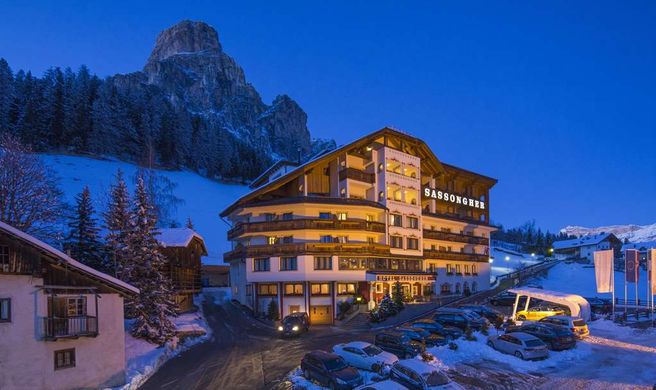 Hotel Sassongher Exterior
