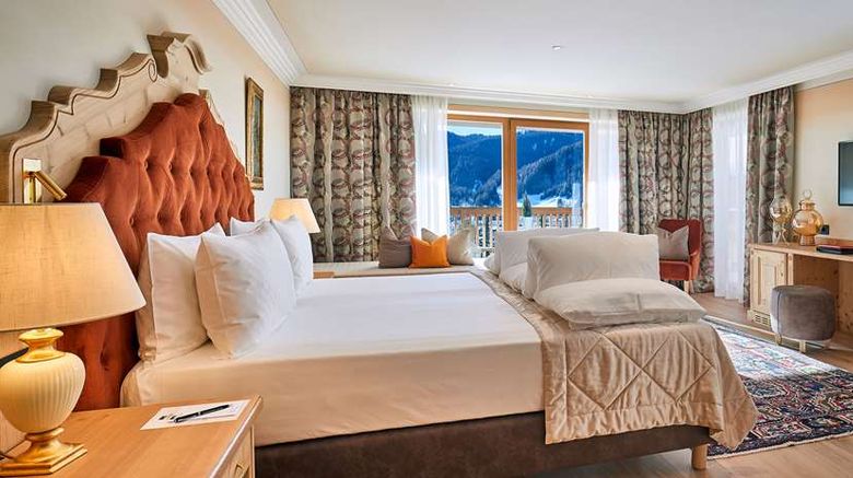 <b>Hotel Sassongher Room</b>. Images powered by <a href="https://iceportal.shijigroup.com/" title="IcePortal" target="_blank">IcePortal</a>.