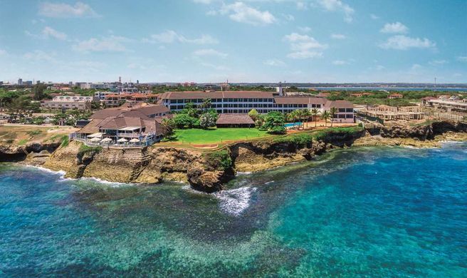 Sea Cliff Court Apartments Exterior