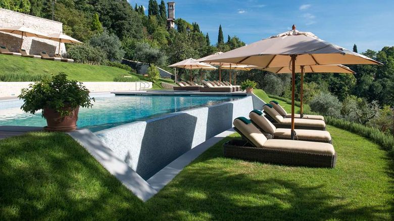 <b>Hotel Villa Cipriani Pool</b>. Images powered by <a href="https://iceportal.shijigroup.com/" title="IcePortal" target="_blank">IcePortal</a>.