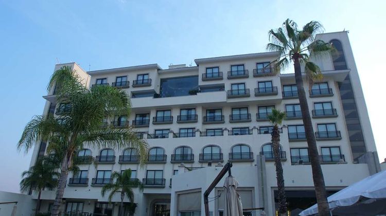 HS HOTSSON Hotel Leon Exterior