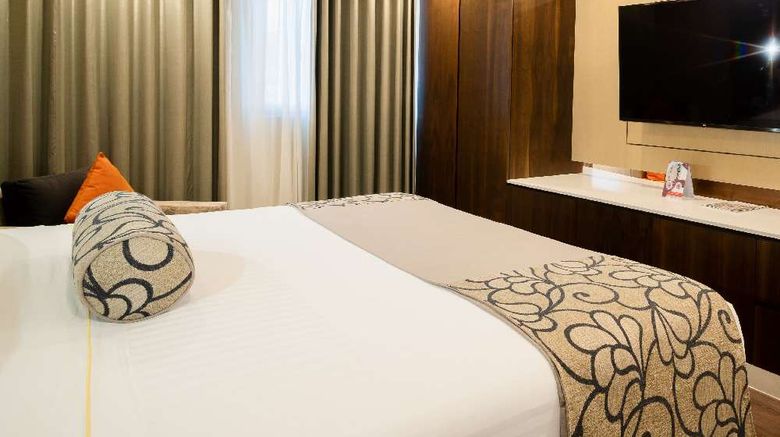 <b>HS Hotsson Hotel Queretaro Room</b>. Images powered by <a href="https://iceportal.shijigroup.com/" title="IcePortal" target="_blank">IcePortal</a>.