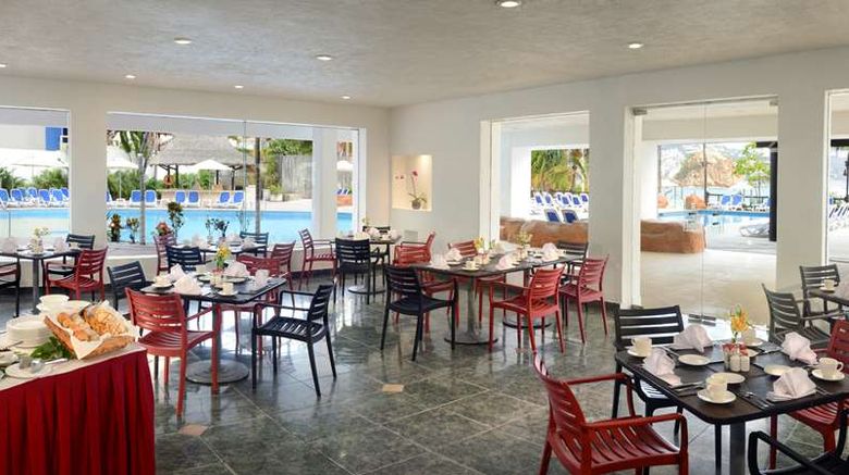 <b>HS Hotsson Smart Hotel Acapulco Restaurant</b>. Images powered by <a href="https://iceportal.shijigroup.com/" title="IcePortal" target="_blank">IcePortal</a>.