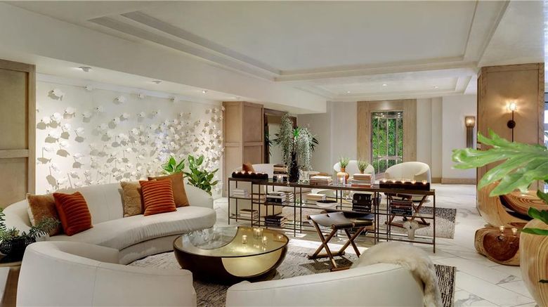 <b>The Huntley Hotel Santa Monica Beach Lobby</b>. Images powered by <a href="https://iceportal.shijigroup.com/" title="IcePortal" target="_blank">IcePortal</a>.