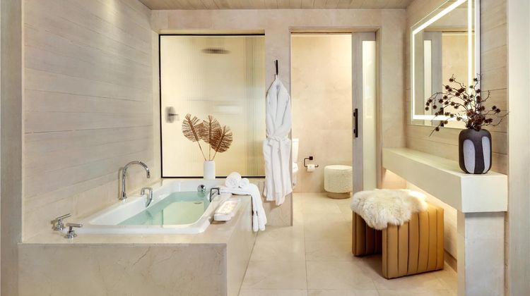 The Huntley Hotel Santa Monica Beach Suite