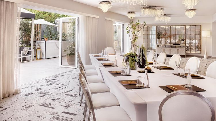 The Huntley Hotel Santa Monica Beach Meeting