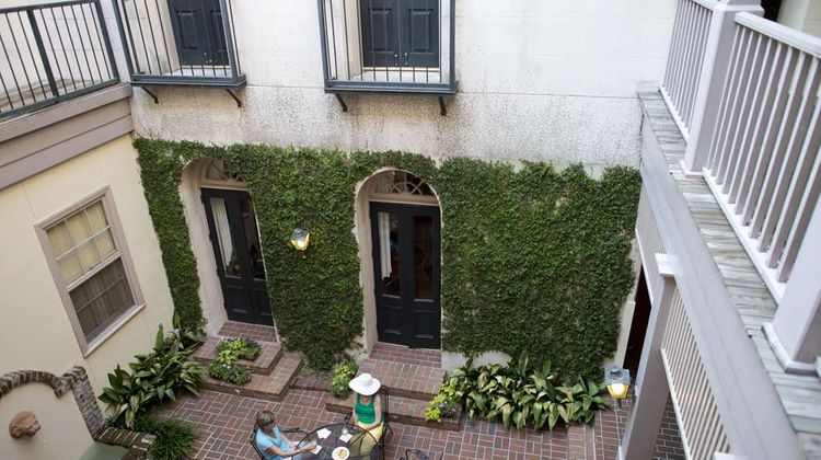Kings Courtyard Inn Exterior