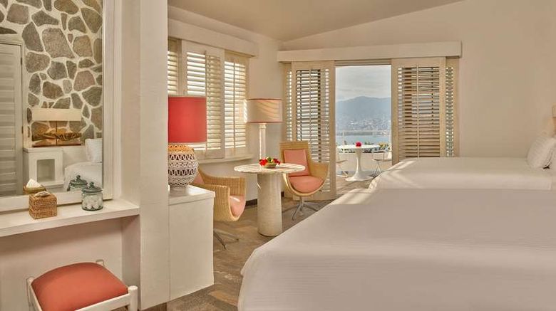 <b>Las Brisas Acapulco Room</b>. Images powered by <a href="https://iceportal.shijigroup.com/" title="IcePortal" target="_blank">IcePortal</a>.