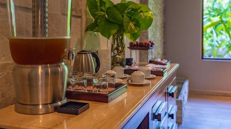 <b>Las Brisas Ixtapa Spa</b>. Images powered by <a href="https://iceportal.shijigroup.com/" title="IcePortal" target="_blank">IcePortal</a>.