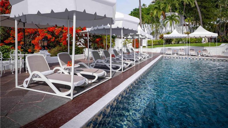 <b>Las Hadas Golf Resort & Marina Pool</b>. Images powered by <a href="https://iceportal.shijigroup.com/" title="IcePortal" target="_blank">IcePortal</a>.