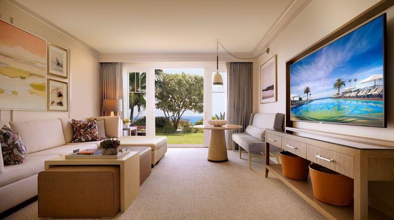 <b>Montage Laguna Beach Suite</b>. Images powered by <a href="https://iceportal.shijigroup.com/" title="IcePortal" target="_blank">IcePortal</a>.