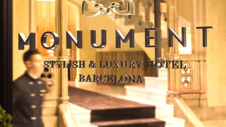 Monument Hotel Exterior