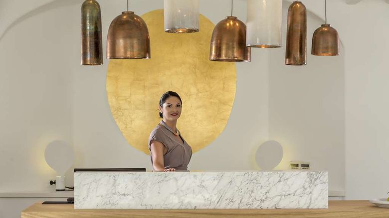 <b>Mykonos Blanc Hotel Lobby</b>. Images powered by <a href="https://iceportal.shijigroup.com/" title="IcePortal" target="_blank">IcePortal</a>.