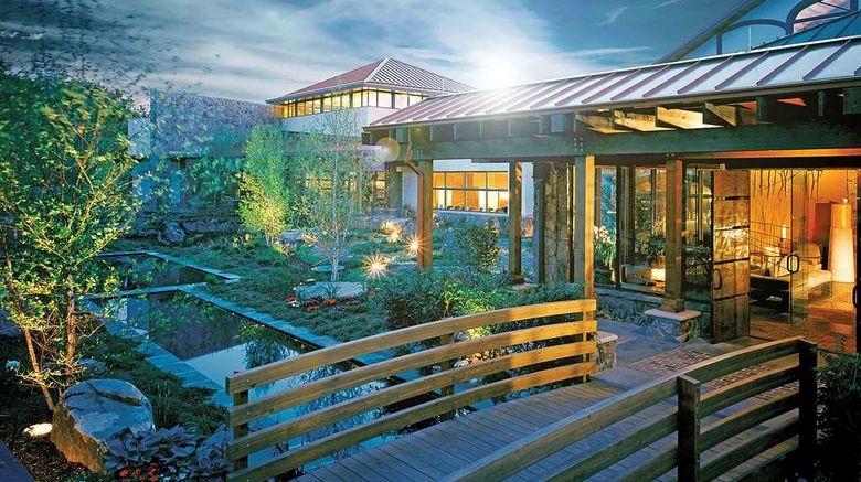 <b>Nemacolin Resort Spa</b>. Images powered by <a href="https://iceportal.shijigroup.com/" title="IcePortal" target="_blank">IcePortal</a>.